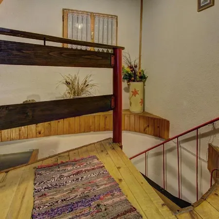 Planinska Kuca Kamin