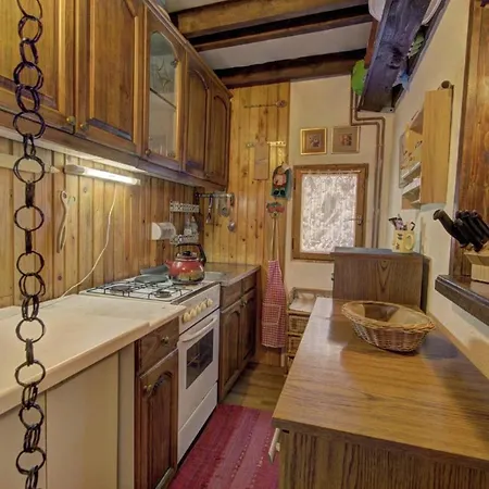 Alpehytte Planinska Kuca Kamin